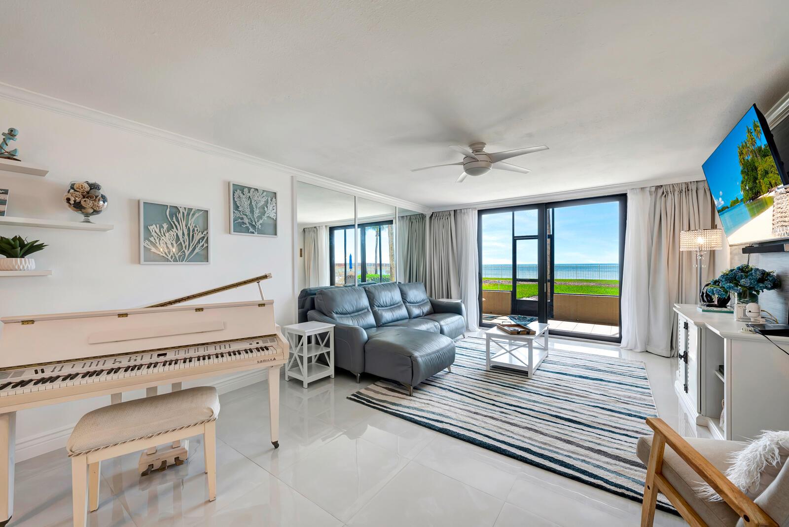 4800 Florida A1A APT 110-15 — VERO BEACH, FL