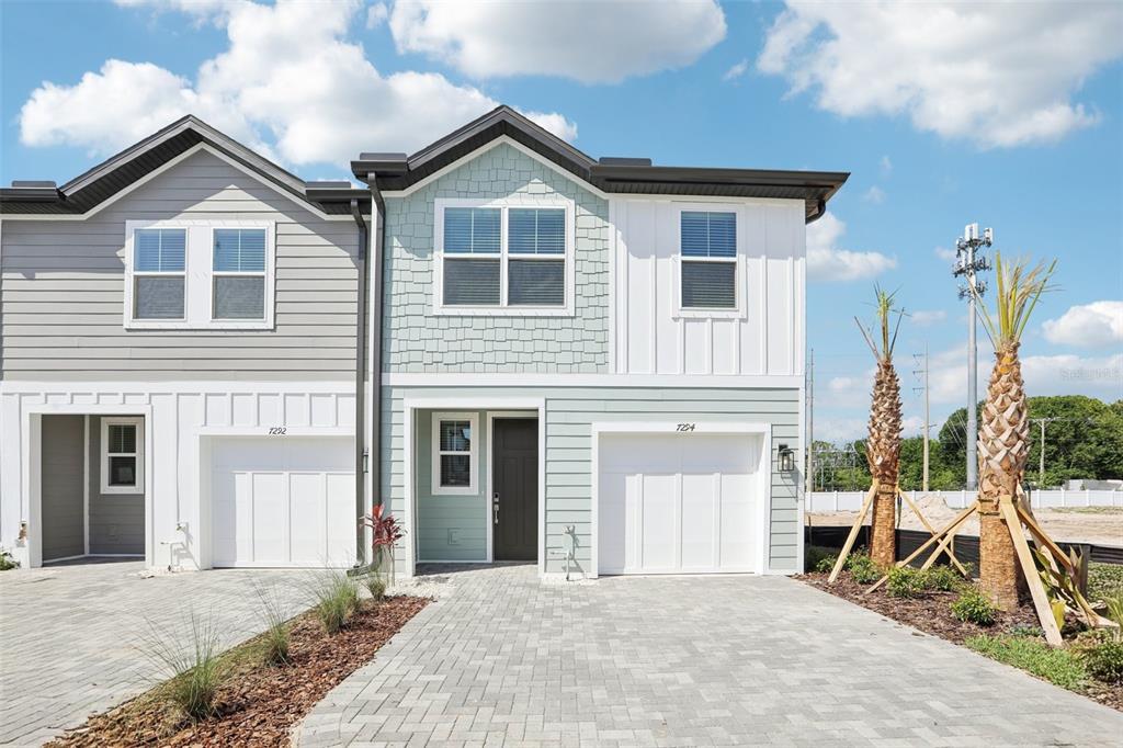 7294 DEER VALLEY CIR