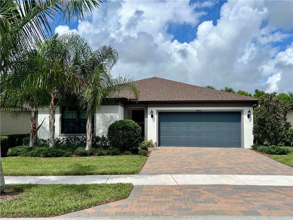 4690 Indigo Way, Vero Beach FL 32967
