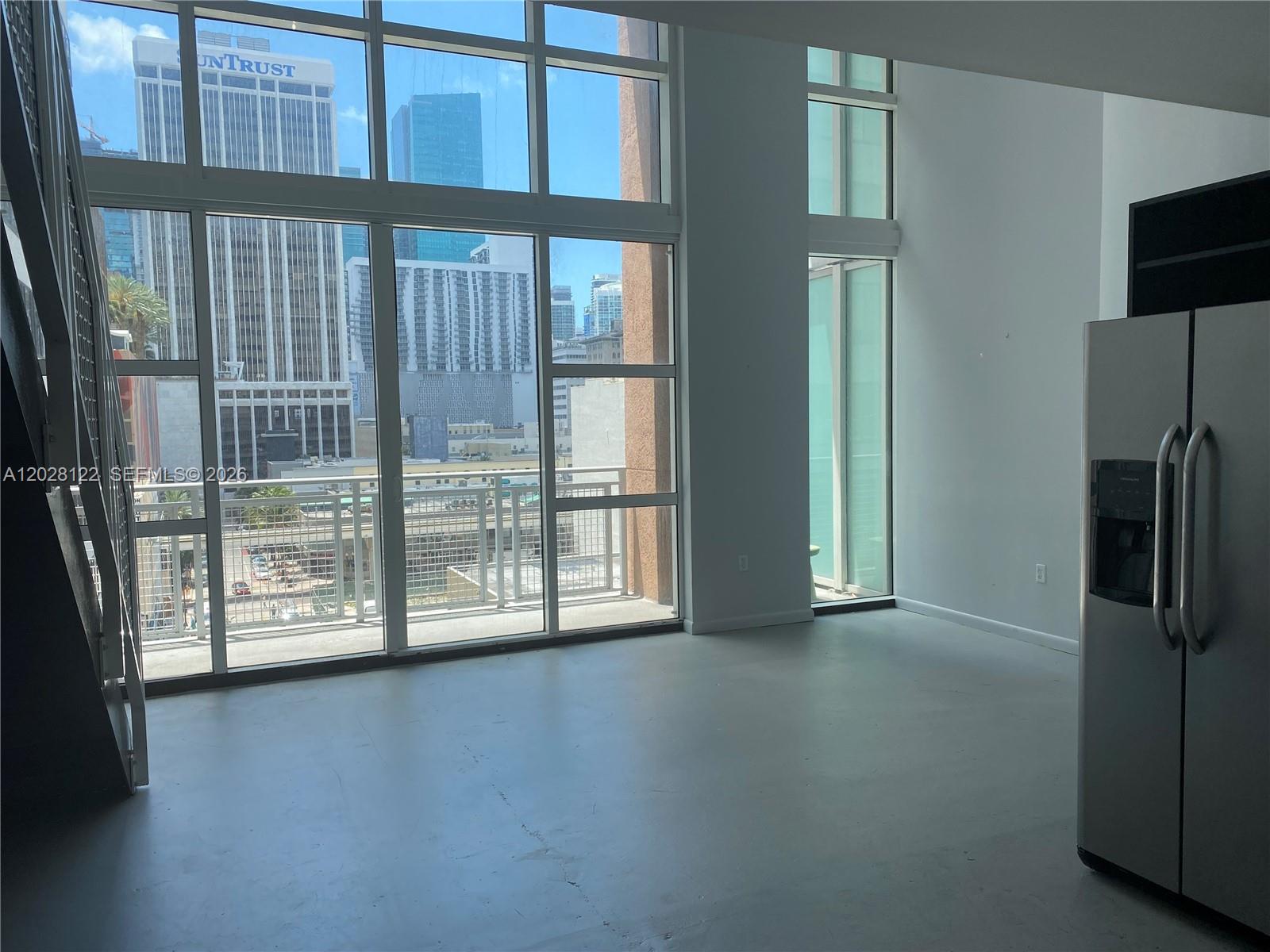 253 NE 2nd St # 621, Miami FL 33132
