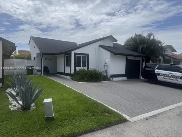 1131 SW 110th Ave, Pembroke Pines FL 33025