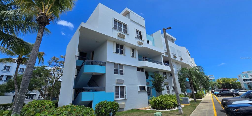 CARR 686 CHALETS DE LA PLAYA UNIT 523