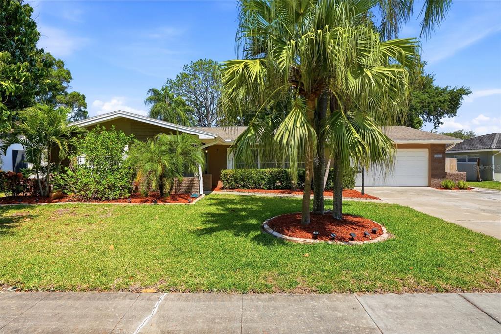 1341 RANCHWOOD DRIVE