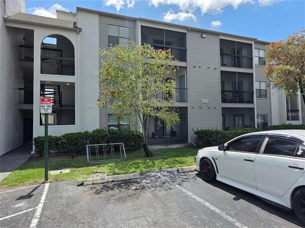 2030 CASCADES BOULEVARD UNIT 204