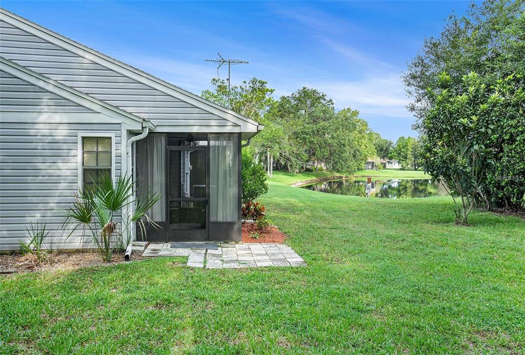 12605 KNOLLBROOK LANE, HUDSON, FL — photo 2 of 22