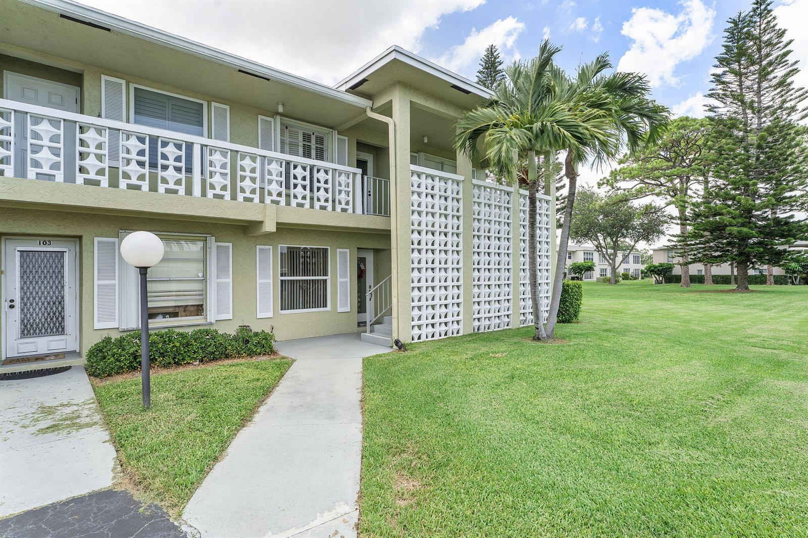 1041 Orange Terrace # 104, Delray Beach FL 33445