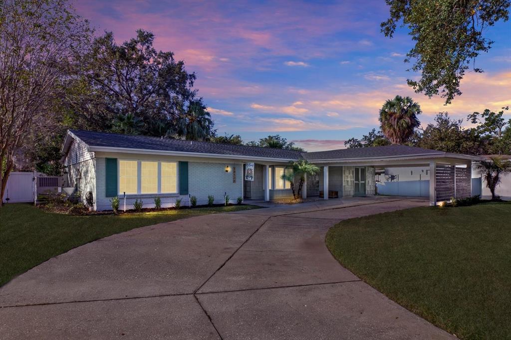 10524 ORANGE GROVE DRIVE