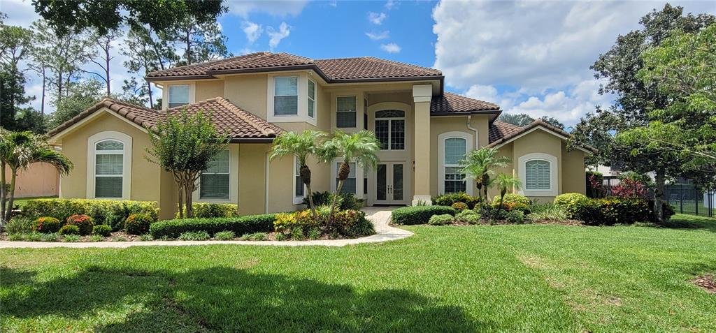 8719 KENMURE COVE