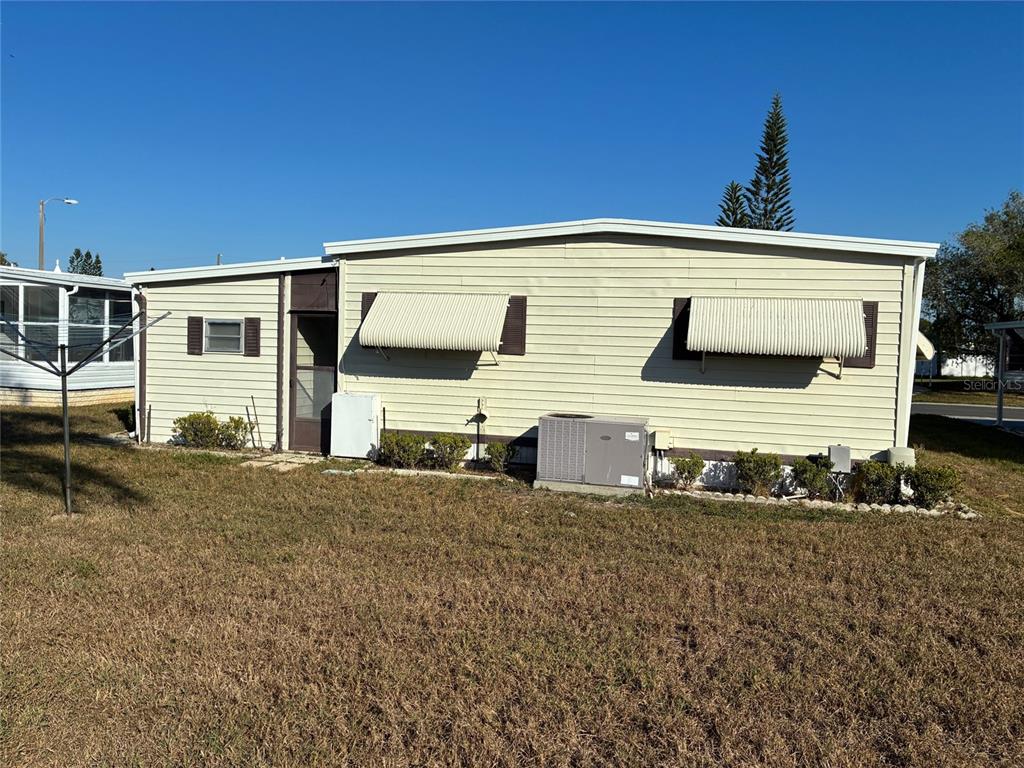 3211 LANARK DRIVE, HOLIDAY, FL — photo 3 of 30