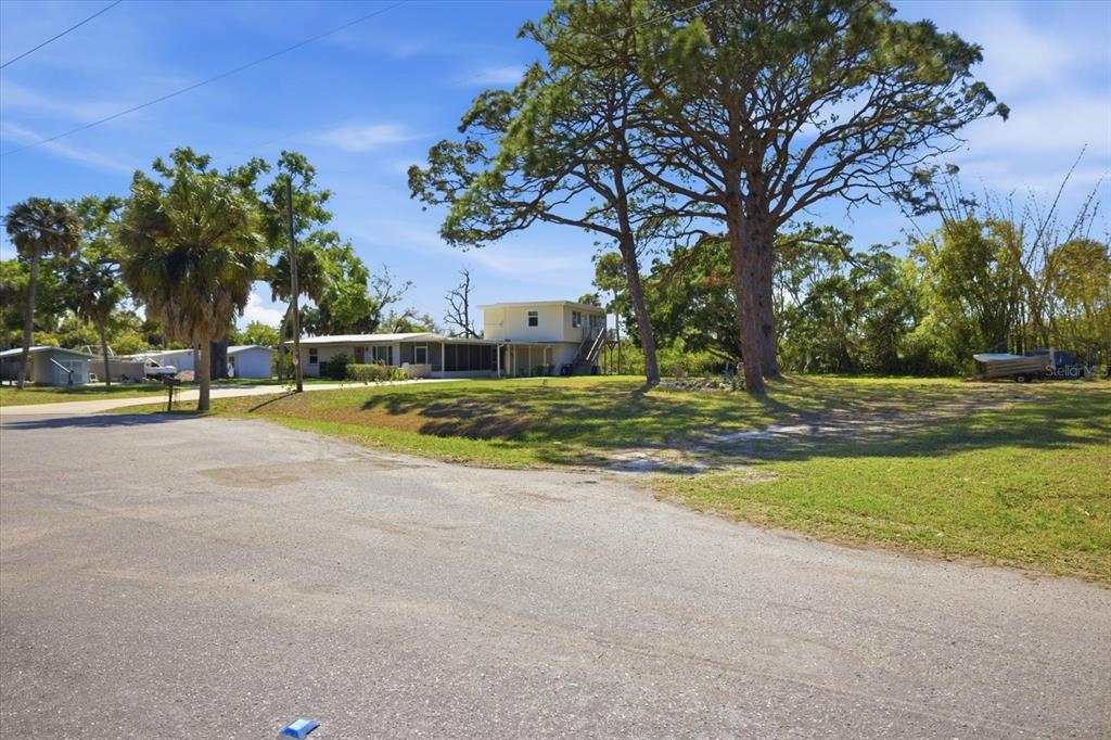 119 POMPANO LANE, NOKOMIS, FL — photo 4 of 17