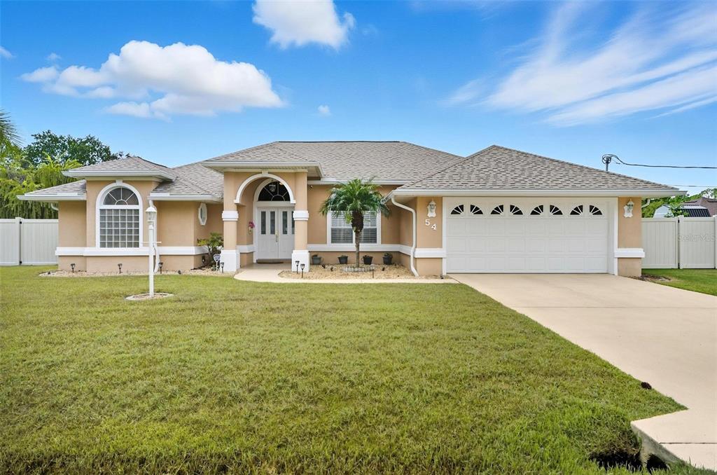 54 RIVERINA DRIVE