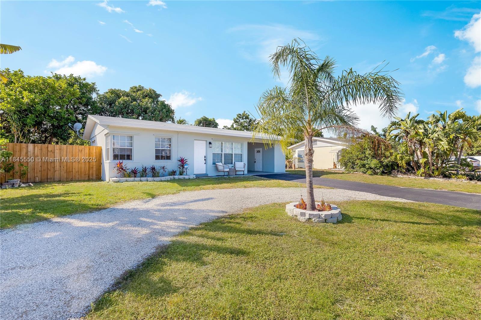 2731 NE 11th Ter, Pompano Beach FL 33064