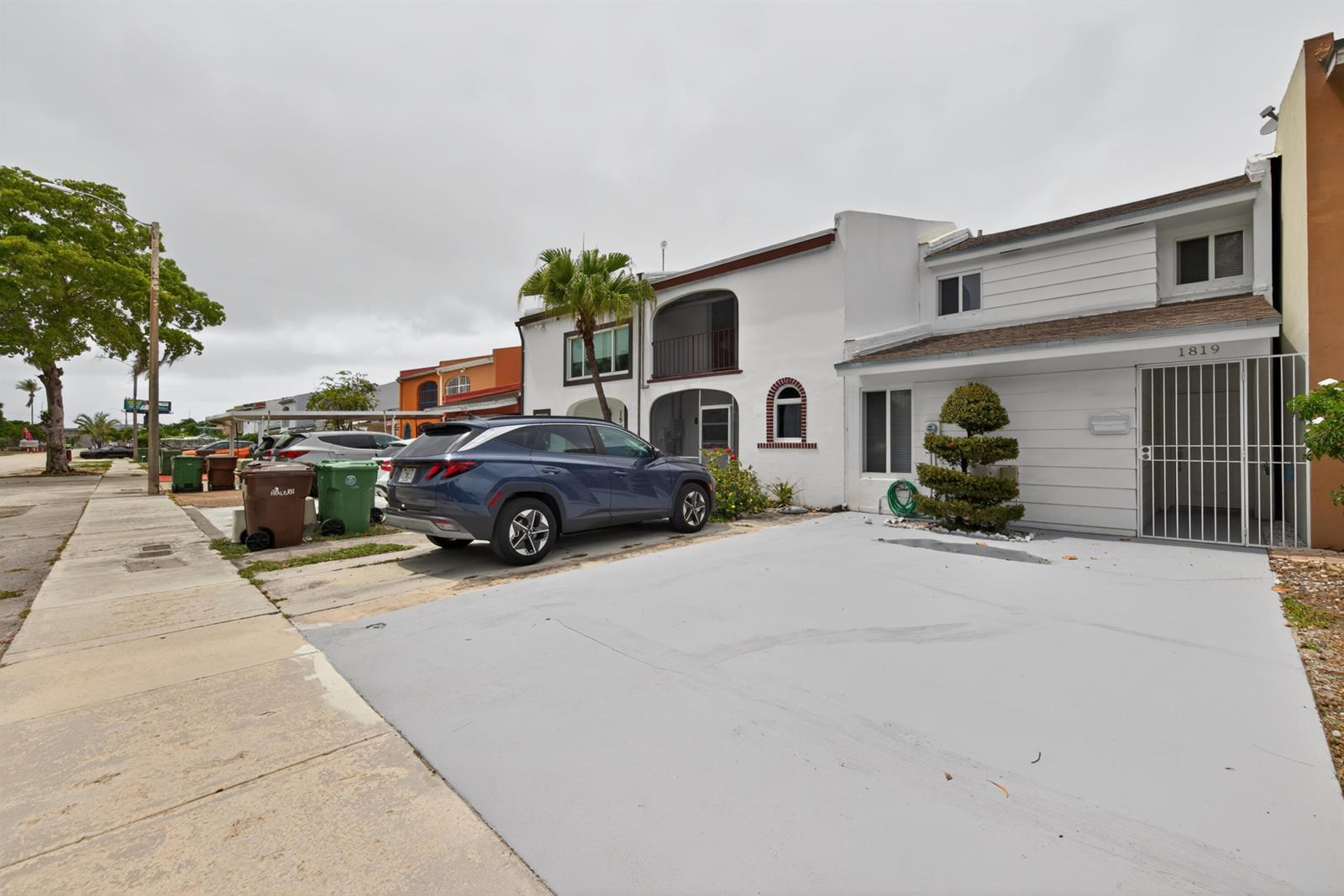 1819 W 68th Street, Hialeah FL 33014