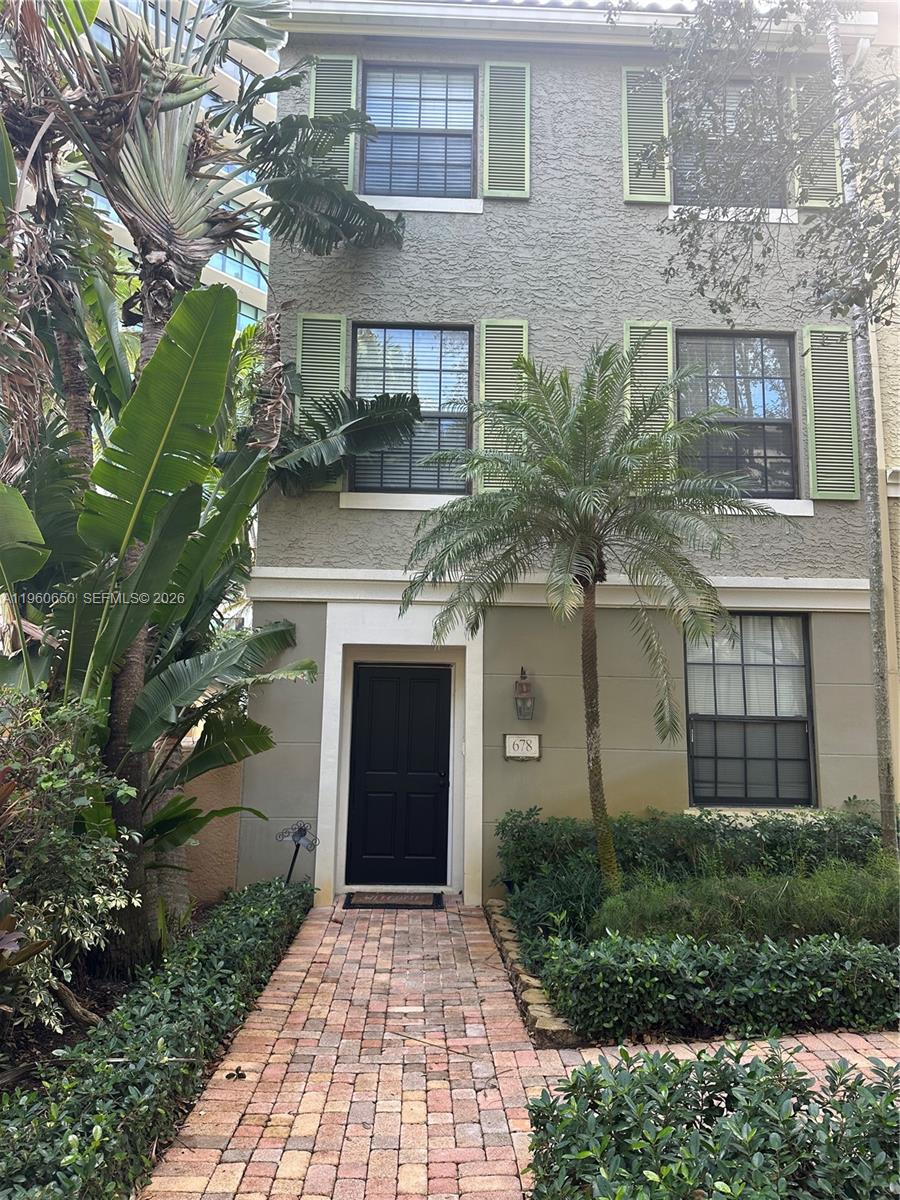 678 Fern St, West Palm Beach FL 33401