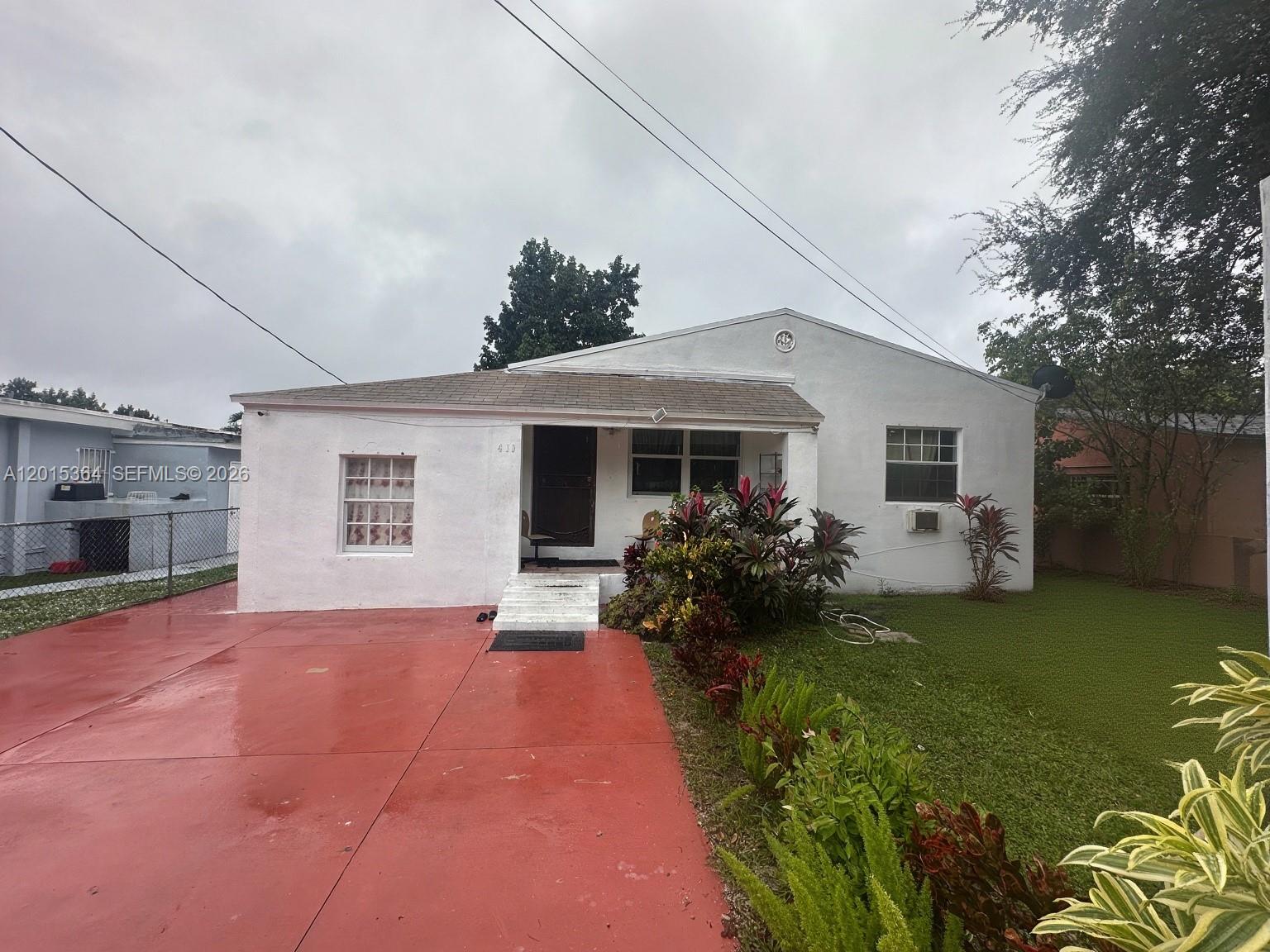 410 NW 98th St, Miami FL 33150
