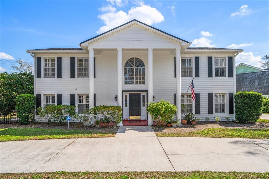 2102 S FORE CIRCLE