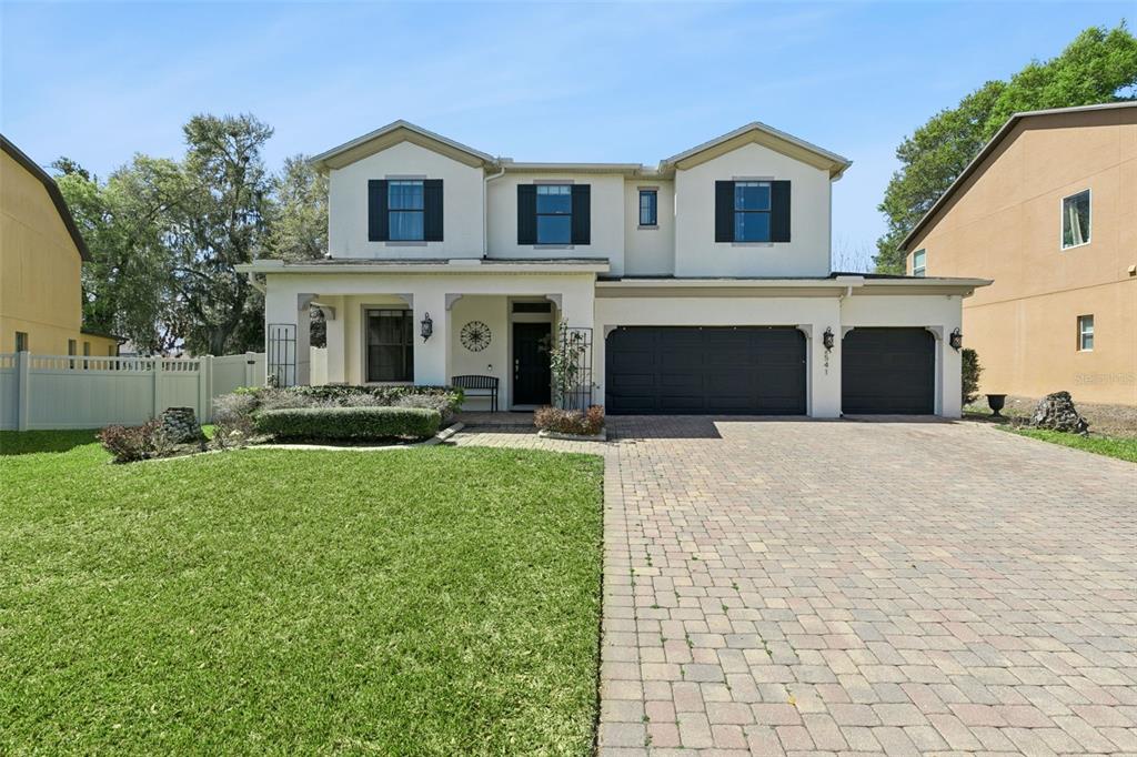 2541 RED BERRY WAY