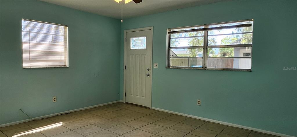 2254 19TH AVENUE SW, LARGO, FL — photo 5 of 23