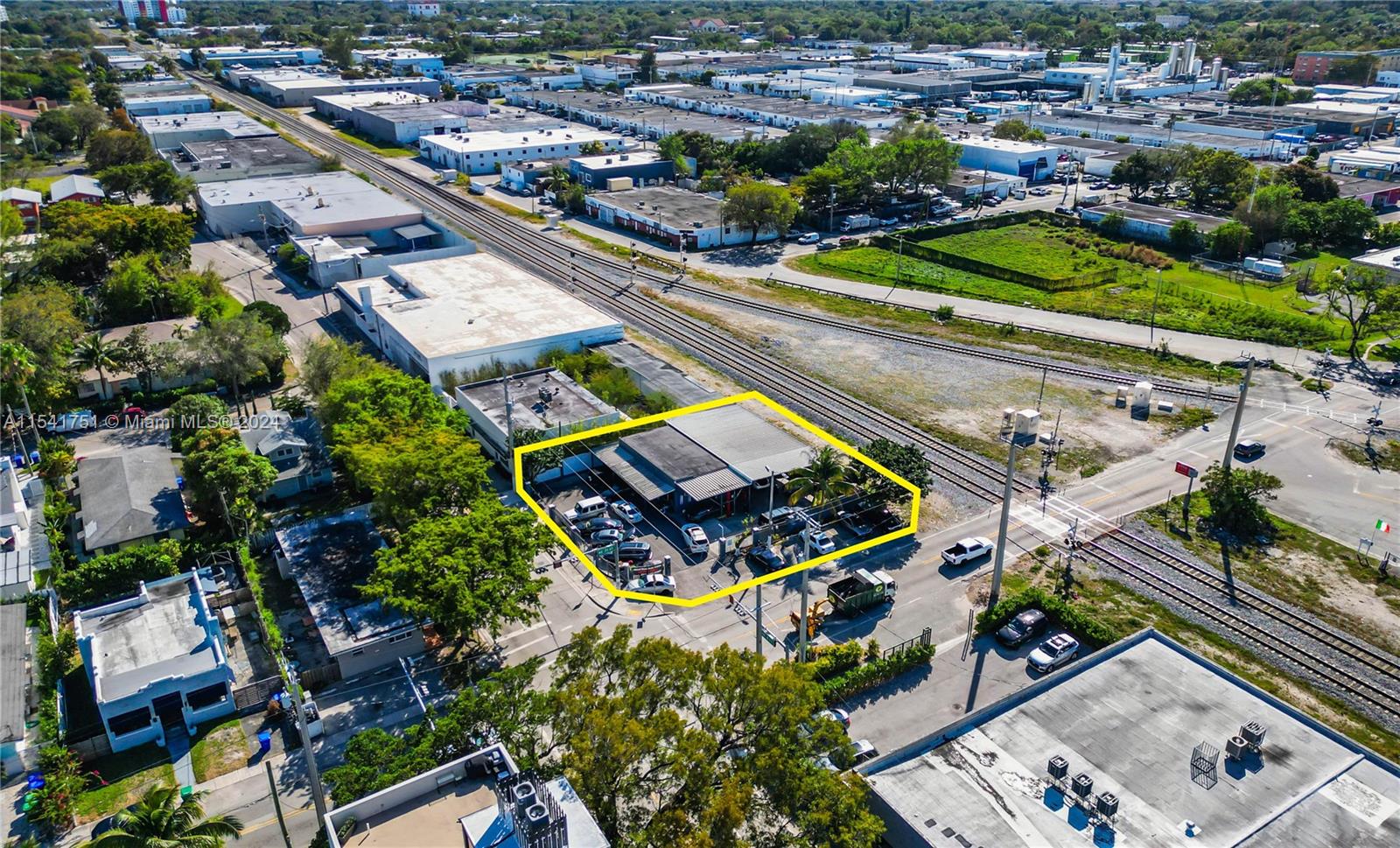 7030 NE 4th Ct, Miami FL 33138