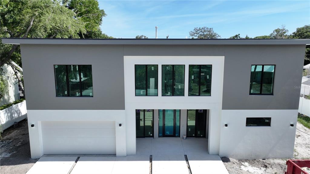 2258 ARLINGTON STREET
