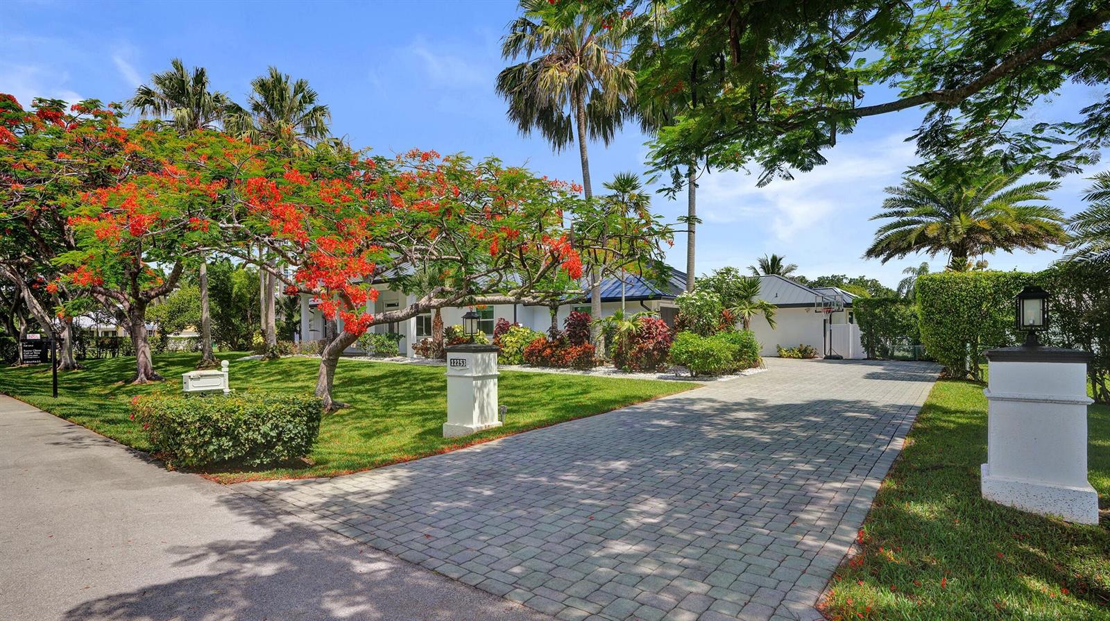 12253 NW 25th Street, Plantation FL 33323