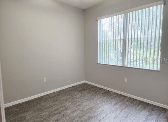 107 SLIPPER KEY ROAD, APOLLO BEACH, FL — photo 2 of 20