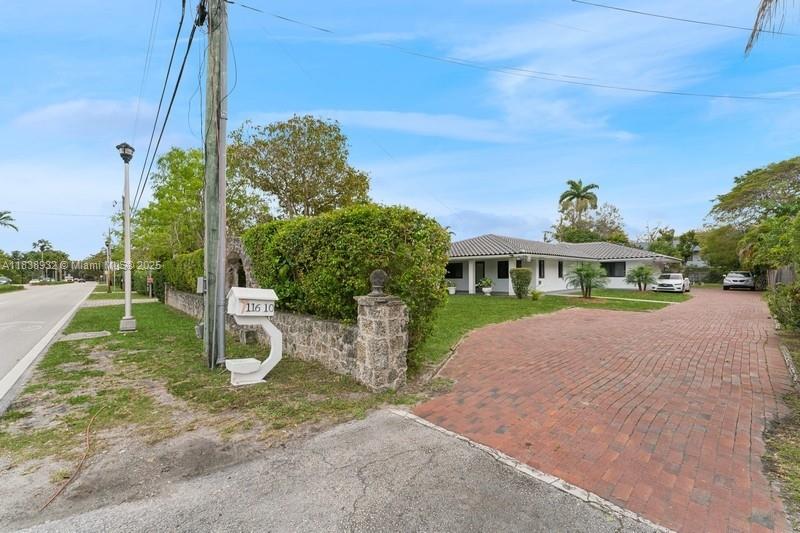 11610 NE 6th Ave, Biscayne Park FL 33161
