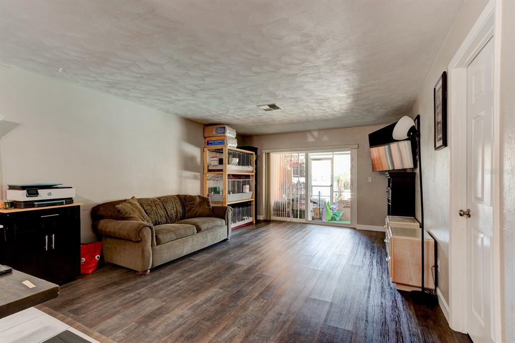 22 RED MAPLE CIRCLE, ORMOND BEACH, FL — photo 4 of 9
