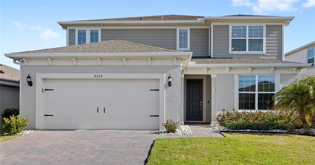 4528 GLIDING WAVE STREET