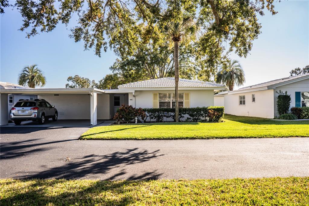 612 AVERY LANE