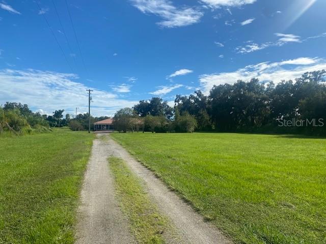5309 THONOTOSASSA ROAD