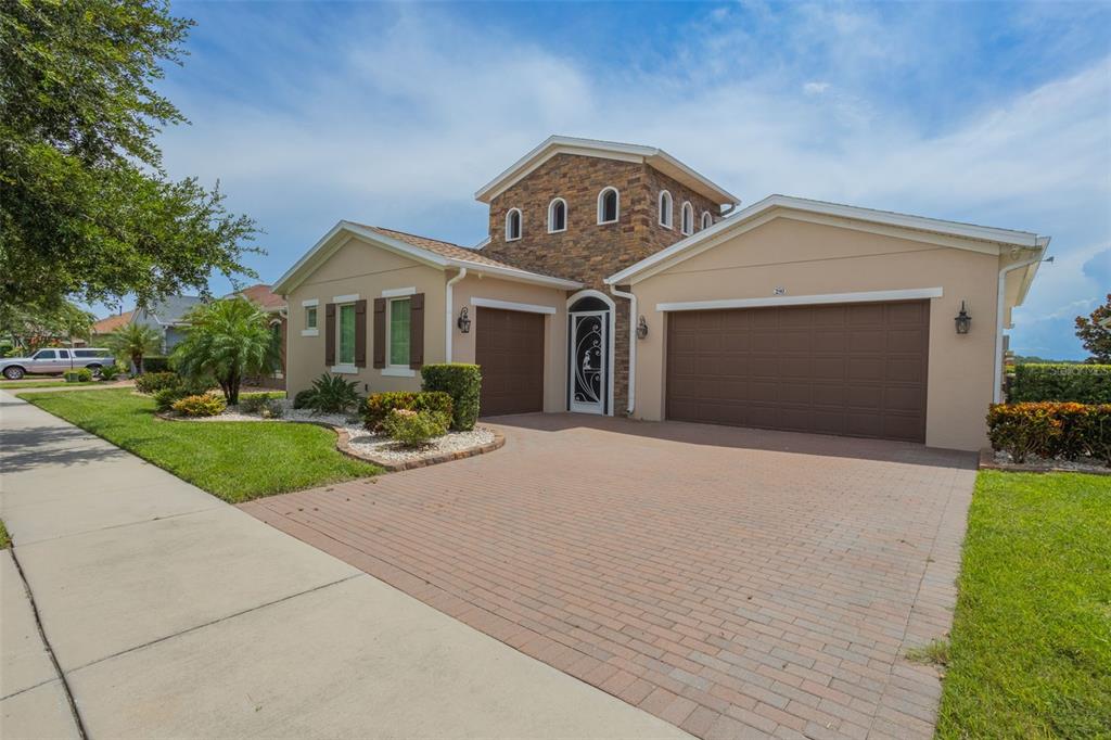 290 SILVER MAPLE ROAD