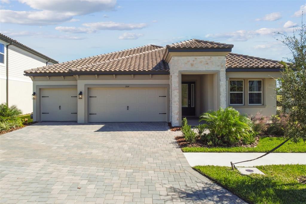 1664 DRUMMOND POINT