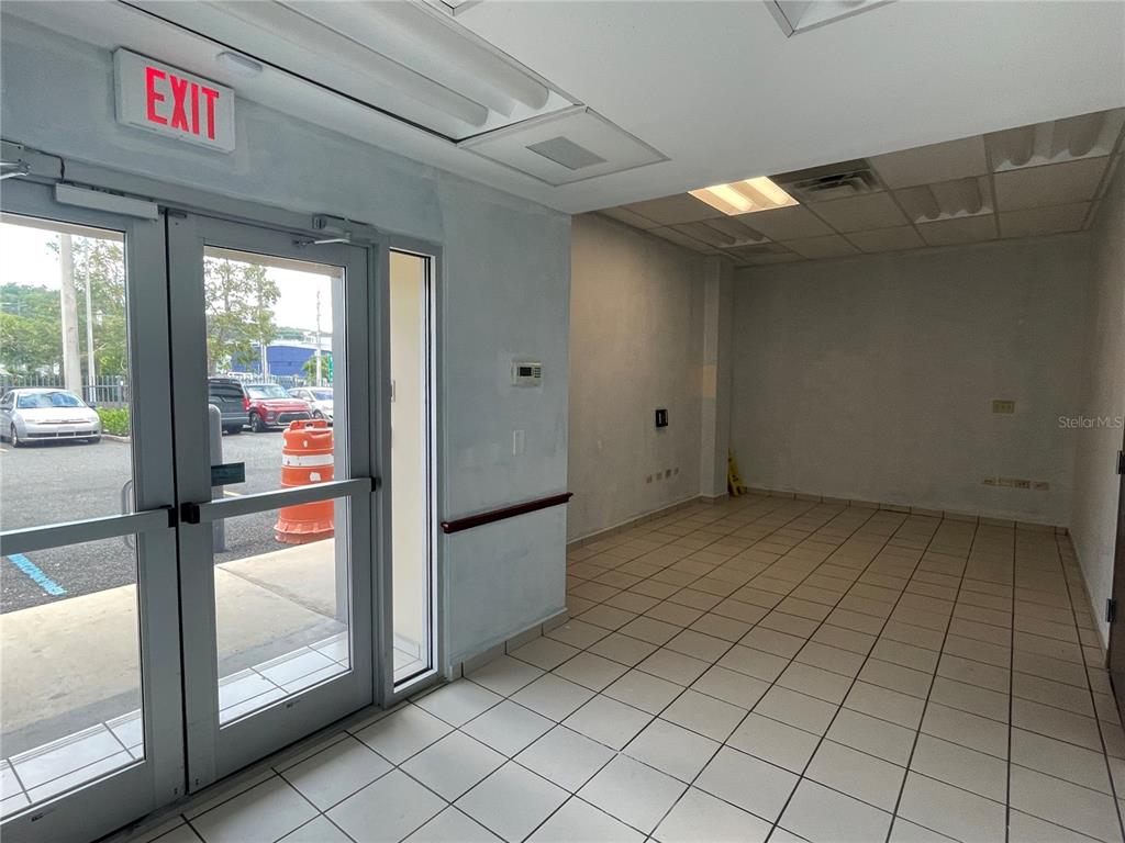 580 BUCHANAN, GUAYNABO, PR — photo 3 of 14