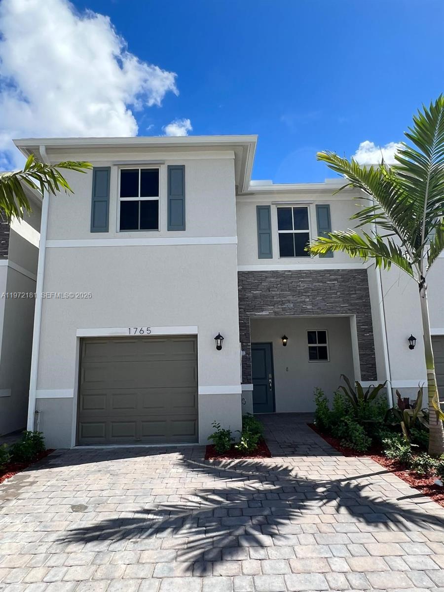 1765 SE 7th Ter, Homestead FL 33034