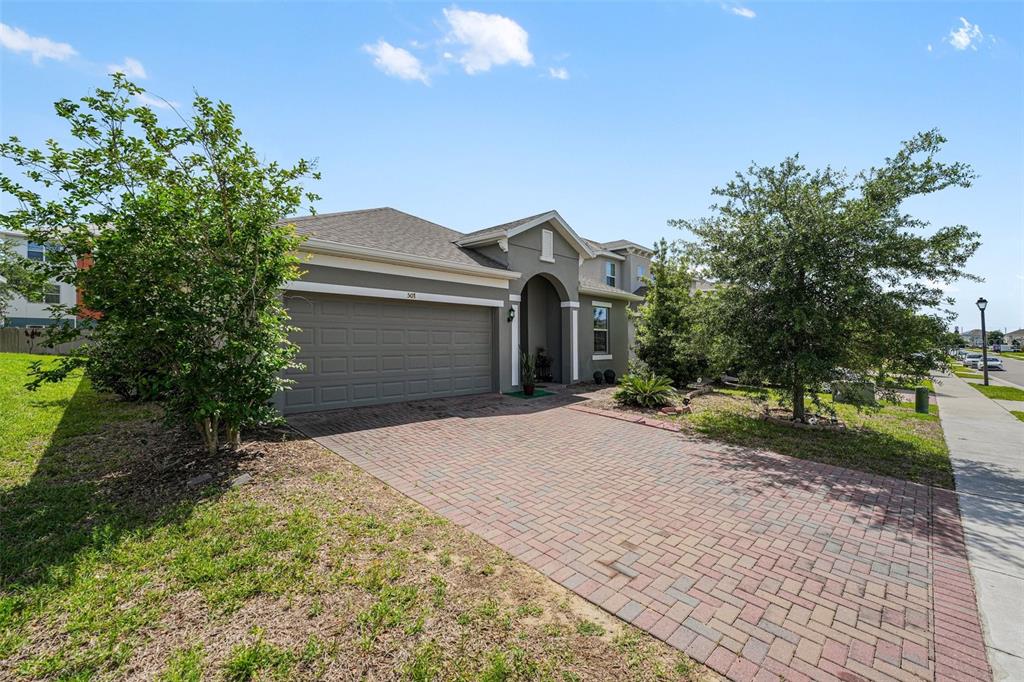 501 SAPPHIRE DR