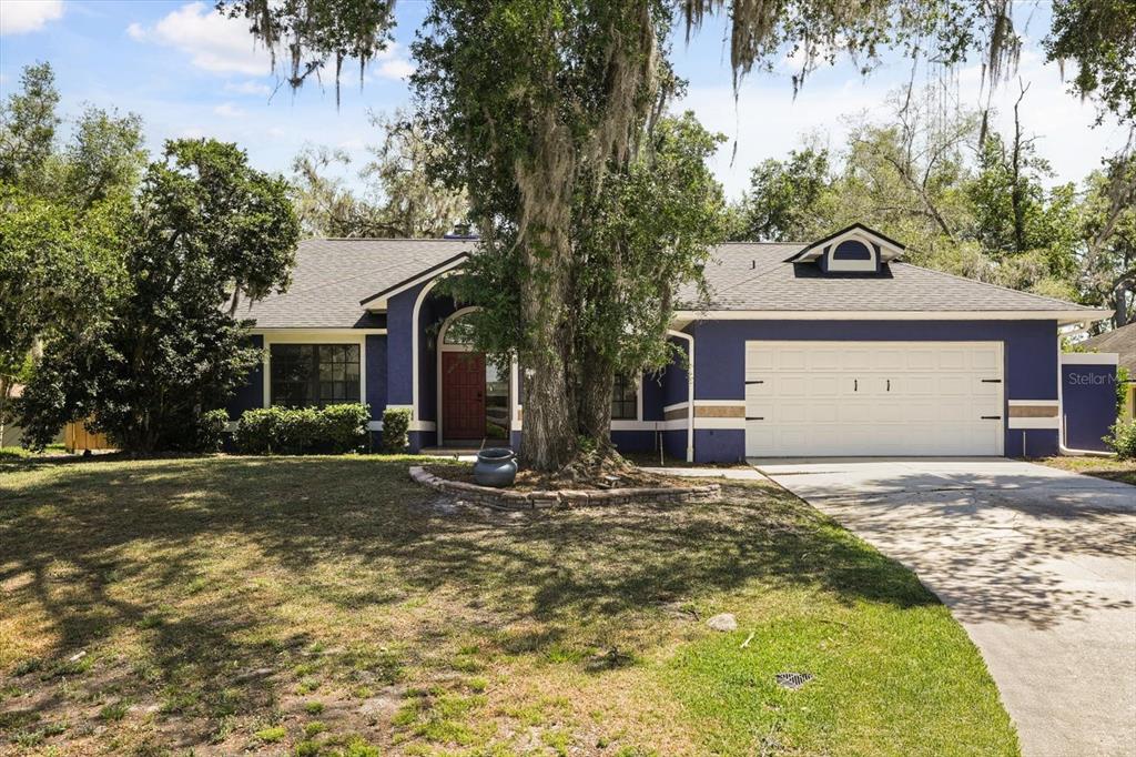 313 BAHIA CIRCLE