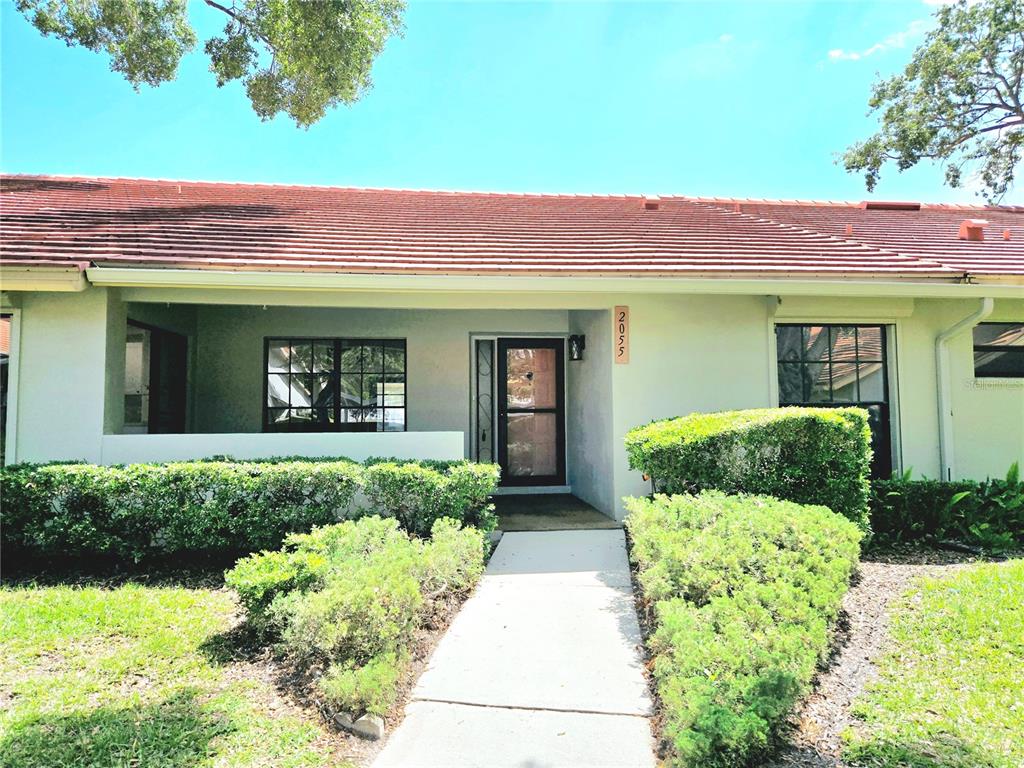 2055 LAKEVIEW DRIVE