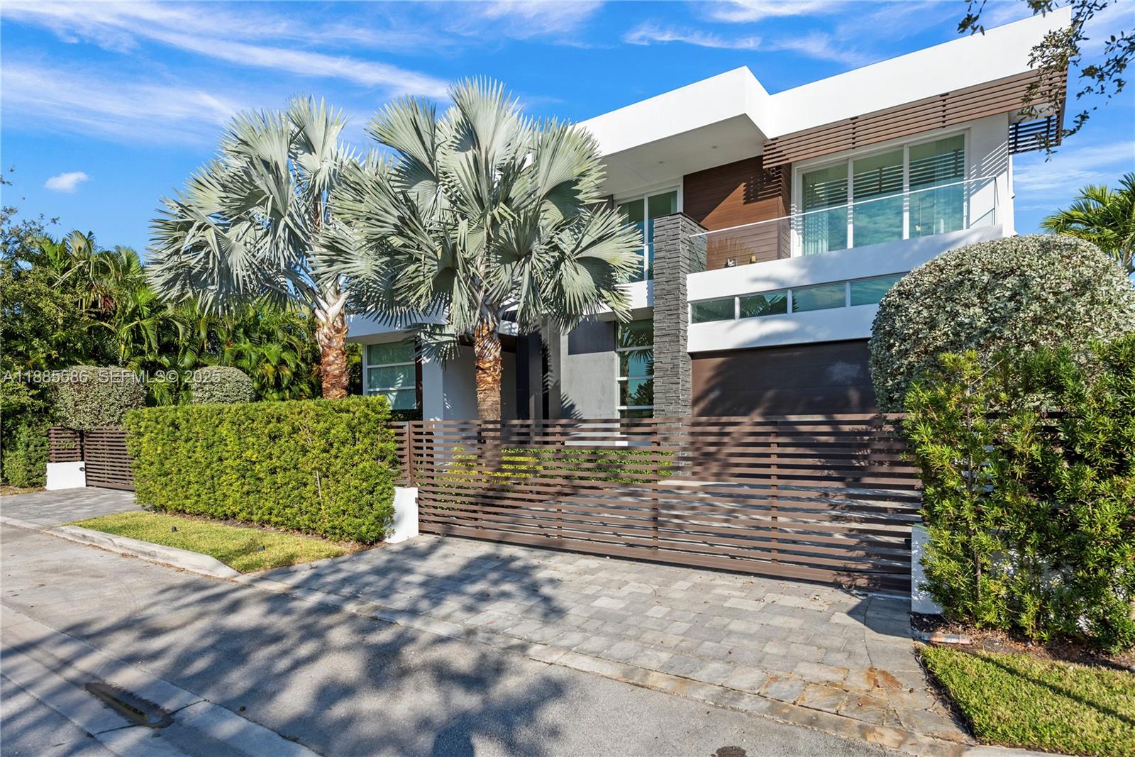 1261 99th St, Bay Harbor Islands FL 33154