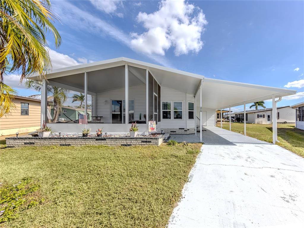 270 CAPTAINS COURT