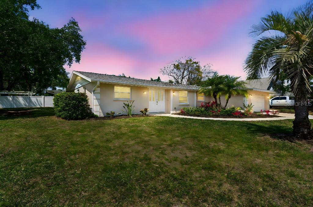 994 S BRINK AVENUE