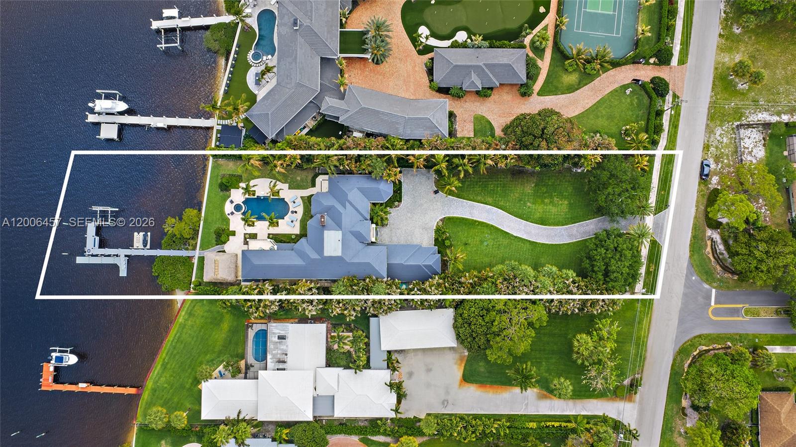19020 Point Dr, Tequesta FL 33469