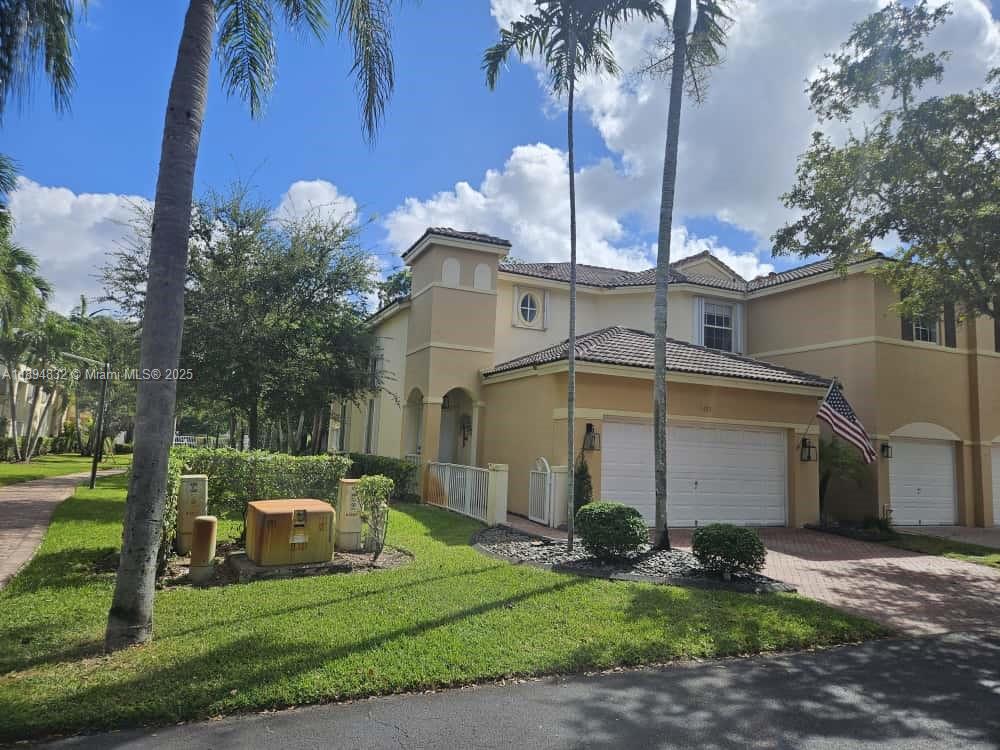 5483 NW 112th Pl, Doral FL 33178
