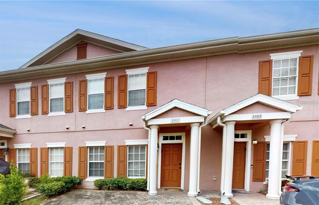 2411 CARAVELLE CIRCLE