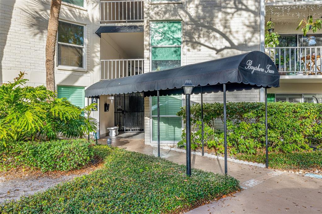 3325 BAYSHORE BOULEVARD UNIT B13