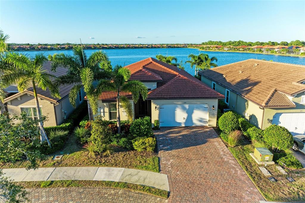 228 MARAVIYA BOULEVARD, NOKOMIS, FL — photo 3 of 30