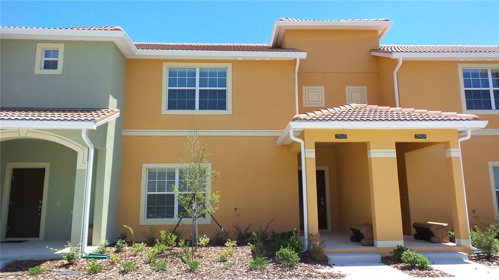 2945 BANANA PALM DRIVE