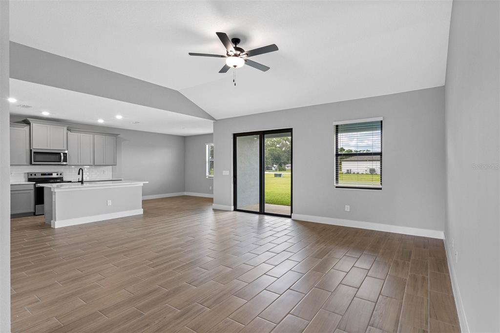 13521 WALDEN SHEFFIELD ROAD, DOVER, FL — photo 2 of 7
