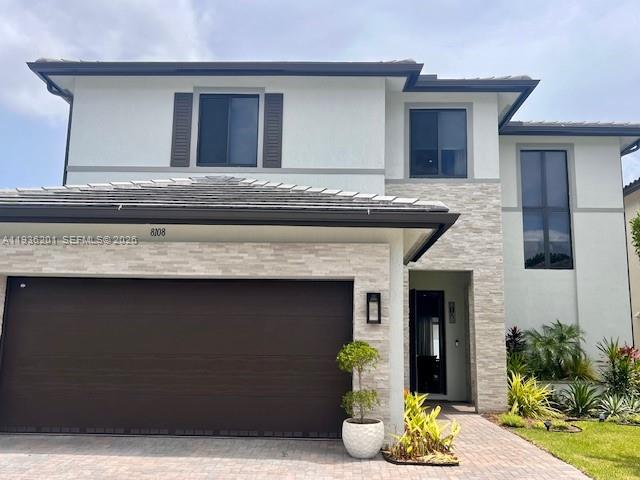8108 NW 48th Ter, Doral FL 33166