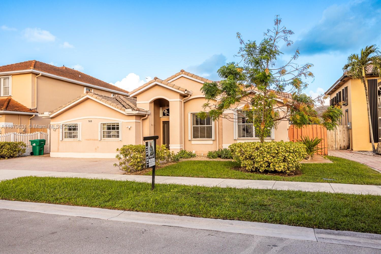765 NW 129th Pl, Miami FL 33182